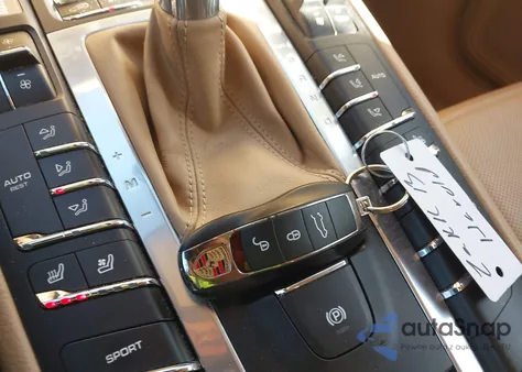 2016 Porsche Macan S из США, поврежденный, VIN WP1AB2A55GLB53856